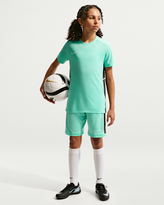 Nike Academy Older Kids' Dri-FIT Football Knit Shorts. Nike RO